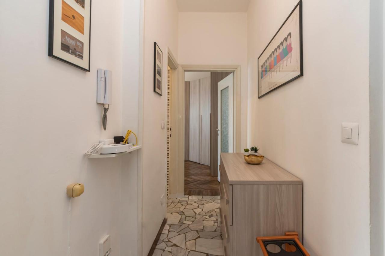 I Host Apartment - Giambellino 40 Мілан Екстер'єр фото